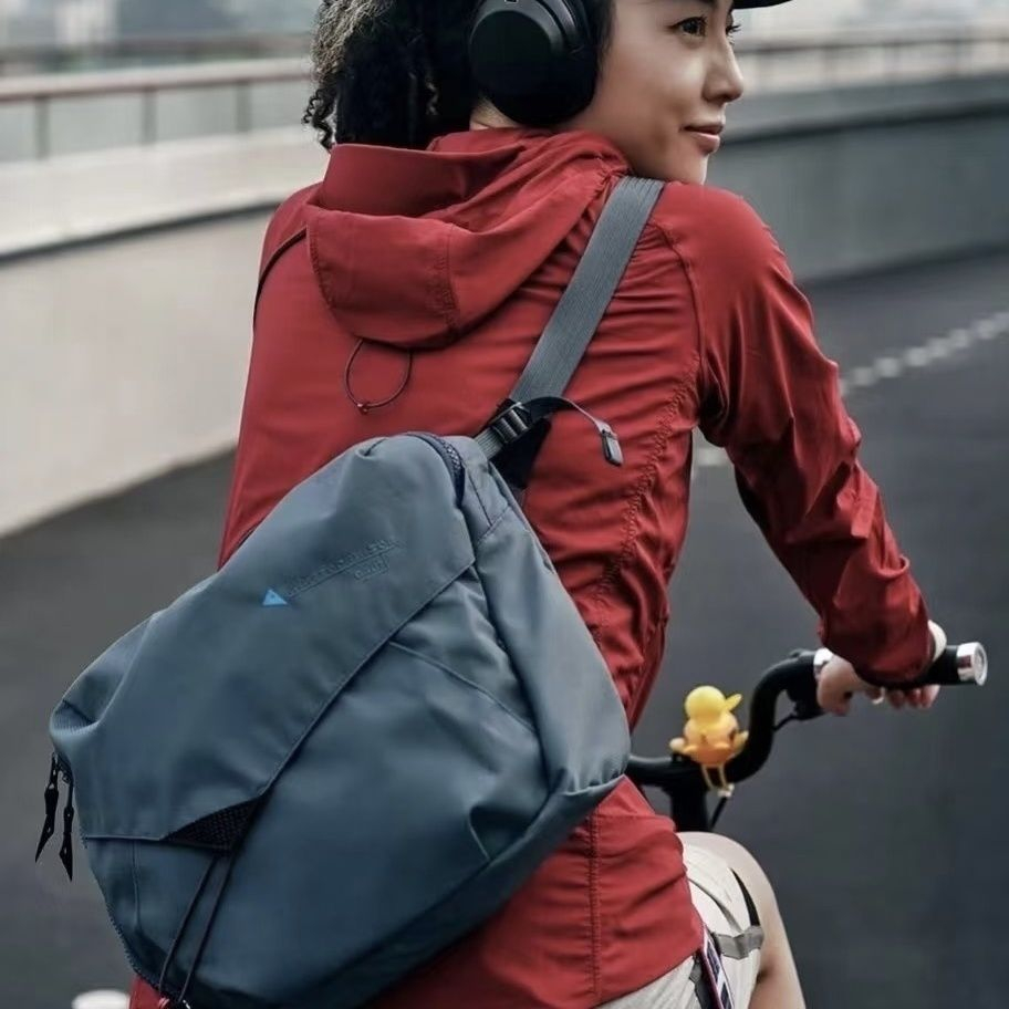 Cycling Commute - 8L Outdoor Messenger Bag Large Capacity