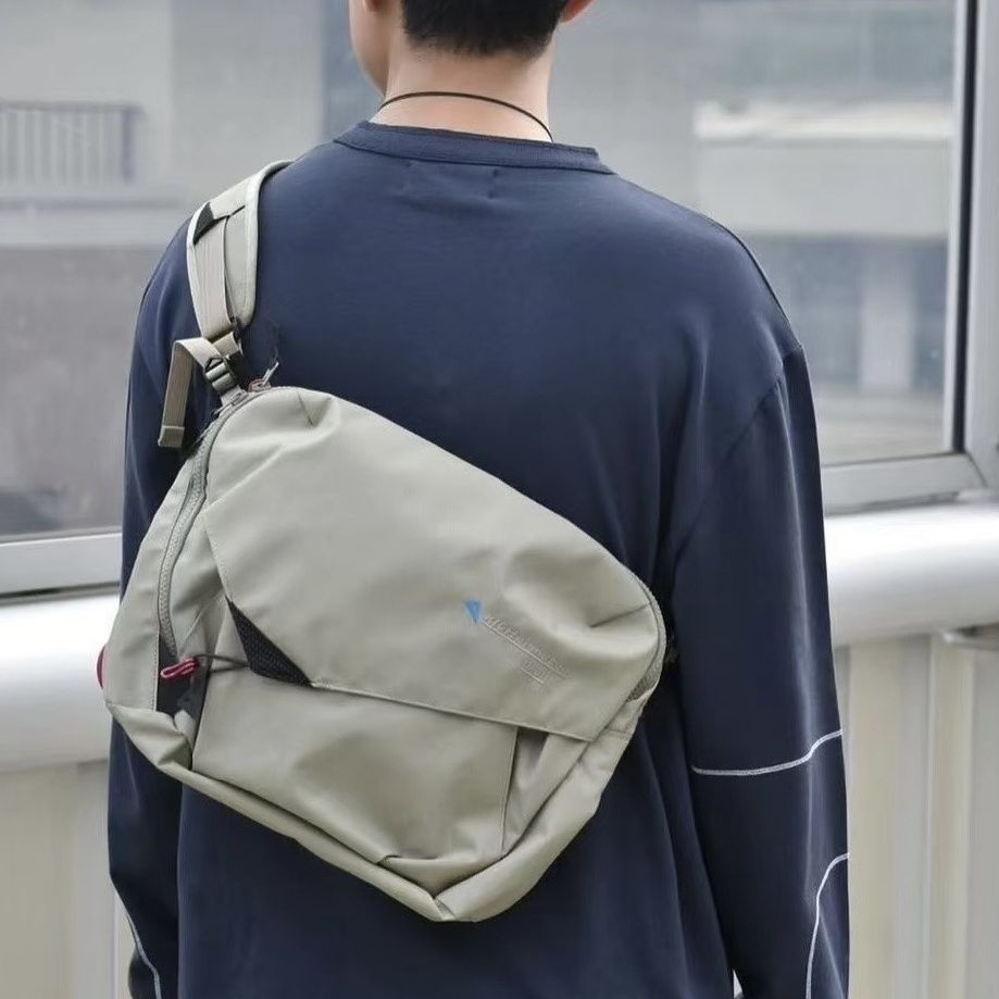 8L Outdoor Messenger Bag Large - Cycling Commute ulasan dan harga